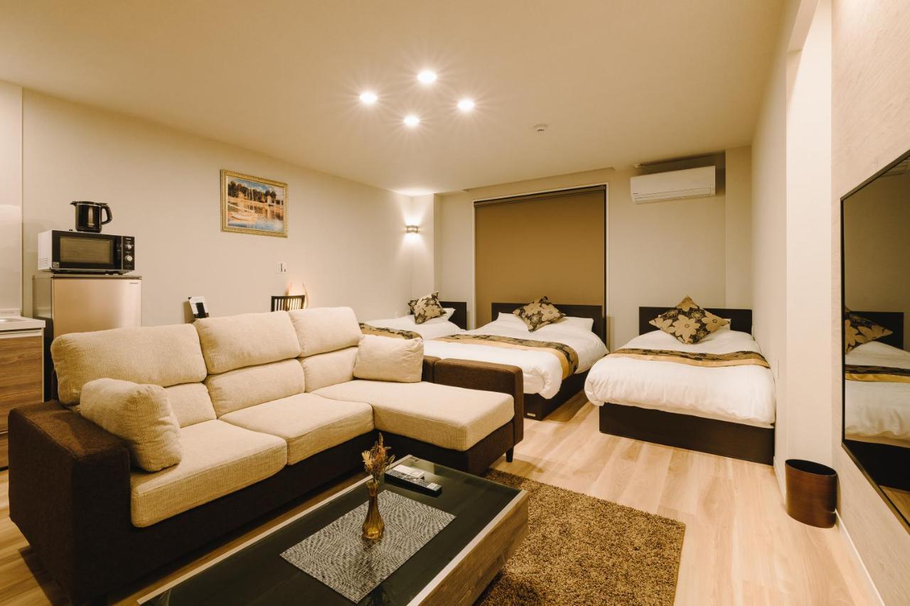 Апарт отель Grand Base Karatsu Ekiminami Экстерьер фото